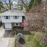 Housepitality - The Woodward Park Charmer - 4Br