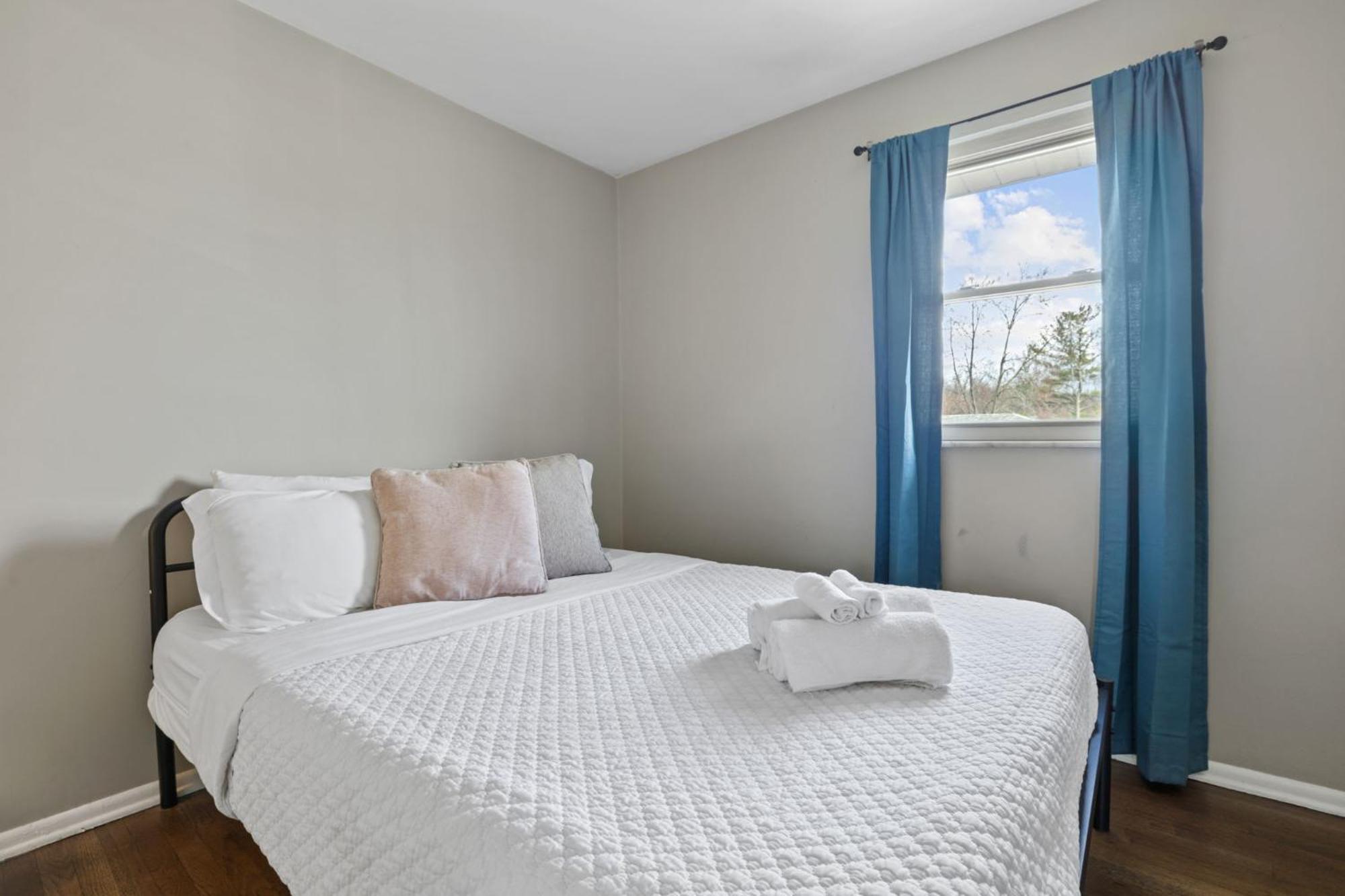Housepitality - The Woodward Park Charmer - 4br *
