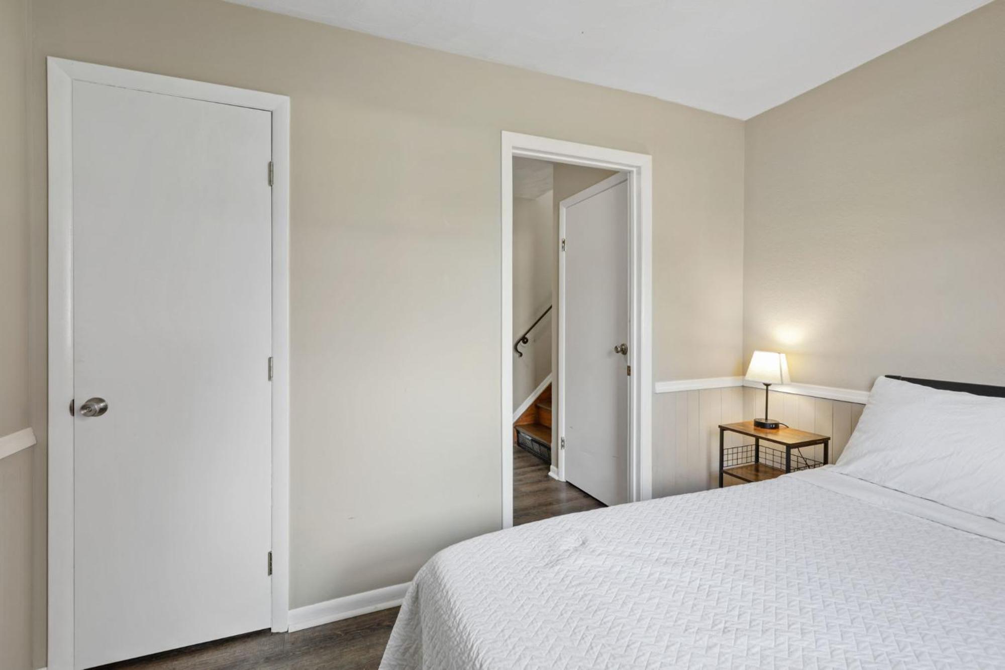 Housepitality - The Woodward Park Charmer - 4br Columbus