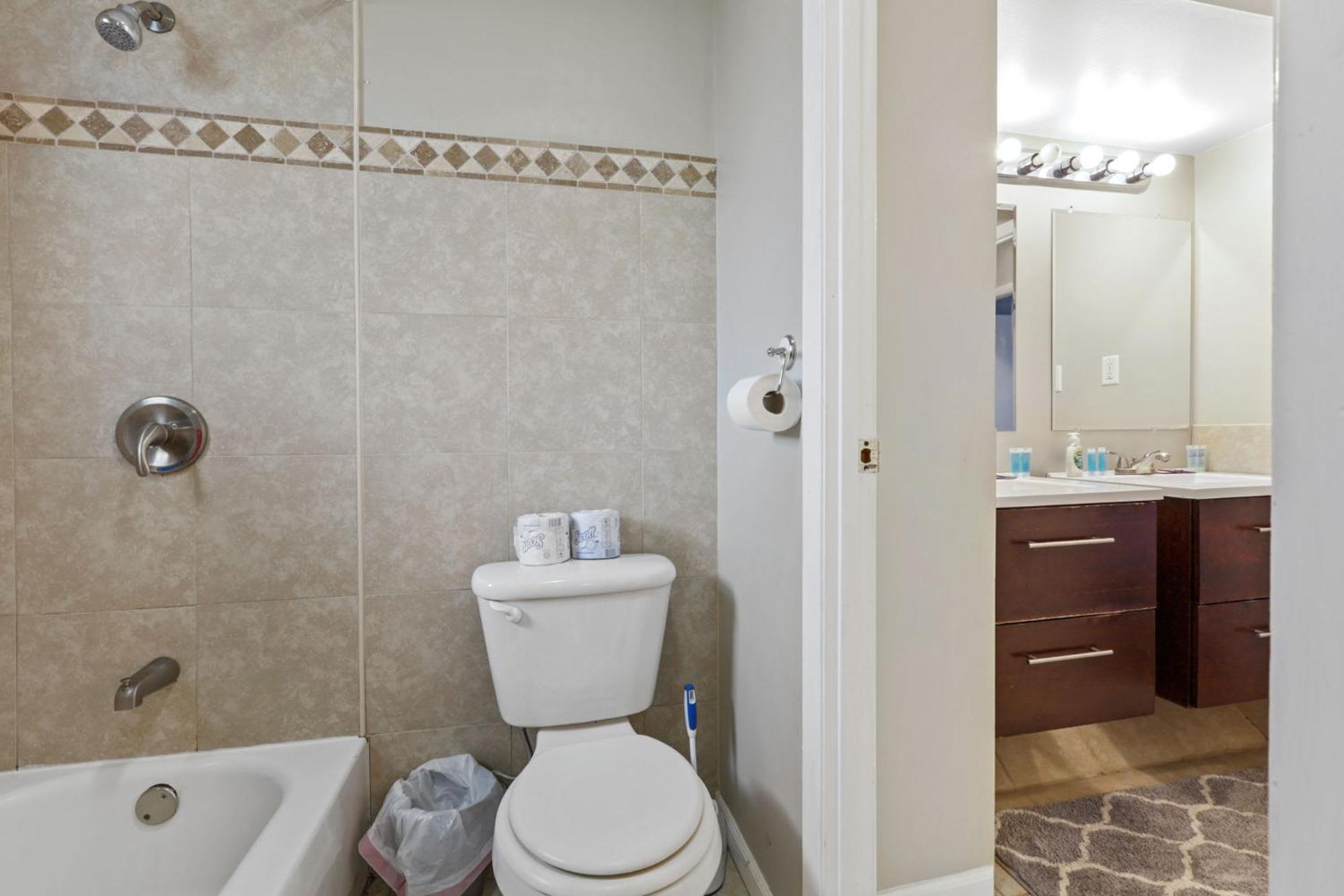 Holiday home Housepitality - The Woodward Park Charmer - 4br